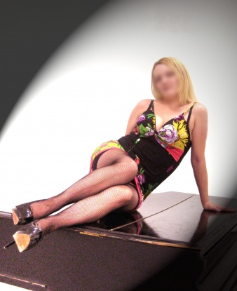 💫 Опыт и креативность сливаются вместе, чтобы подарить тебе незабываемые моменты страсти и наслаждения. 😍 У меня в арсенале множество услуг, ты можешь выбрать то, что по душе - классика, оральный секс, массаж, расслабляющая атмосфера и многое другое. 💋 Фото и отзывы оставят у тебя только приятные воспоминания. Возможности безграничны, а удовольствие гарантировано! 🌟 Проведи время со мной, и ты почувствуешь себя особенным, взрываясь от желания и удовлетворения. Жду тебя в Москве, чтобы воплотить все твои фантазии в реальность. 💞 12062, 27 лет