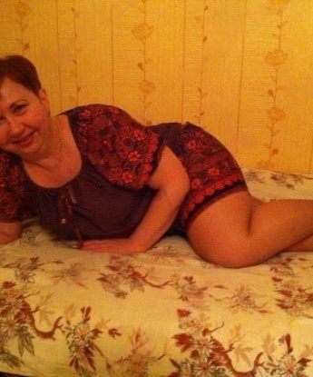 Нежная блондинка со знойным телом ждет встречи с надежным и щедрым мужчиной. Гарантирую незабываемый отдых, без фальши и игр. Жду твоего звонка! 9896, 41 год